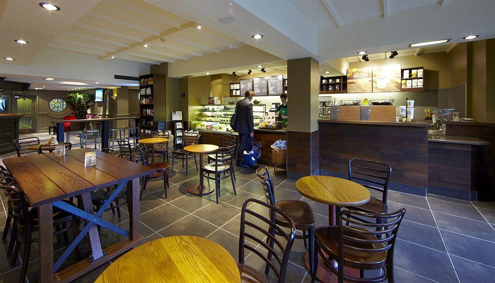 Village Hotel Manchester הייד מראה חיצוני תמונה